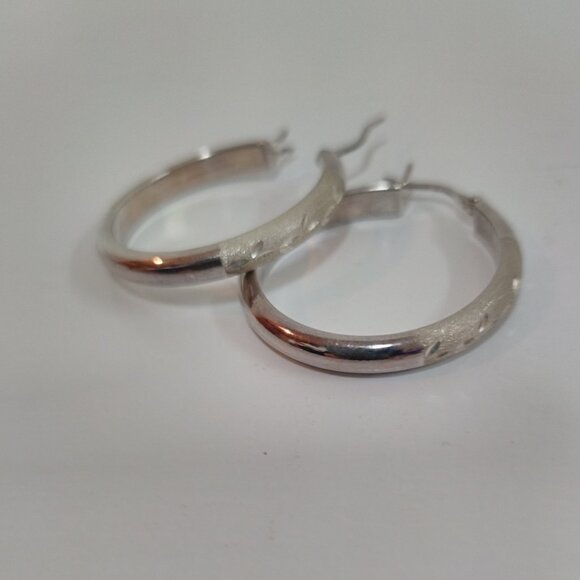 Sterling Silver hoop earrings, NWT - Picture 1 of 12
